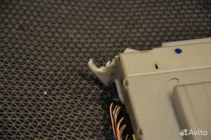 Блок предохранителей Lexus IS250 GSE20