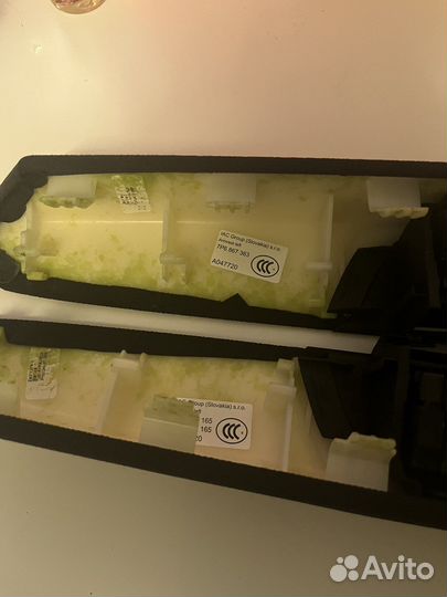 Подлокотники задних карт дверей с пепельницей