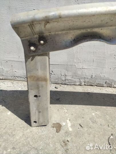 Усилитель бампера задний Audi Q5 8R CDN 2008