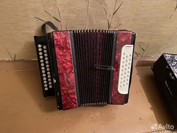 Гармонь 25х25, 1967 г,3х голосая,Мелодия