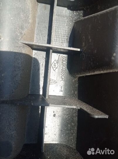 Усилитель бампера 850903860 рено дастер