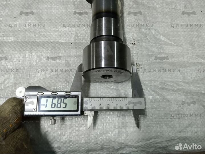 Распредвал двигателя Shanghai C6121 7E9980