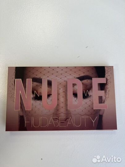 Палитра теней huda beauty nude оригинал
