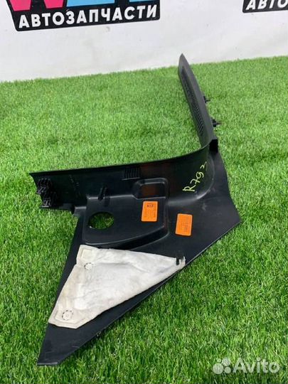 Накладка внутренняя на порог левая Ford Explorer