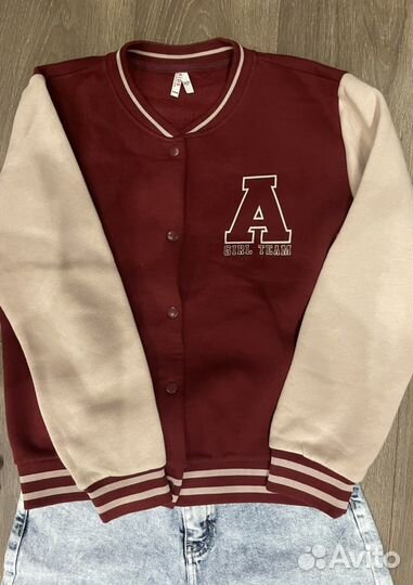 Много вещей для девочки