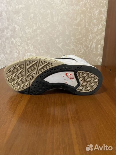 Кроссовки Nike Air Flight Lite Mid