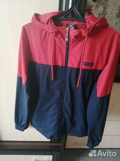 Спортивный костюм женский