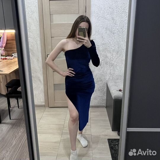 Велюровое платье