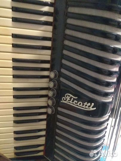 Аккордеон трофейный Фиротти