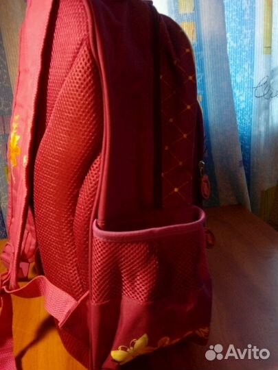 Рюкзак школьный