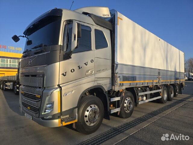 Промтоварный фургон Volvo F-Series, 2022