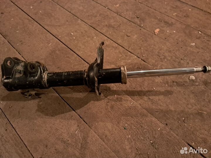 Стойка передняя левая Toyota funcorgo 48510-52113