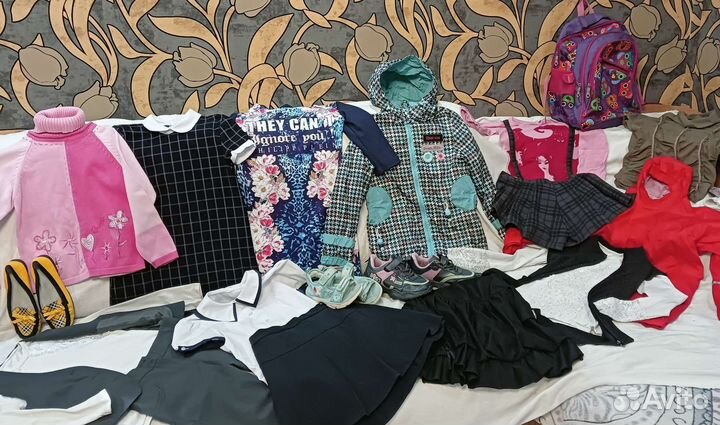 Отличный пакет вещей для первоклассницы)