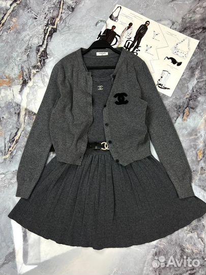 Платье с кардиганом Chanel