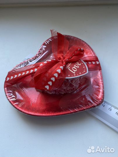 Подарки, свечи, интерьер