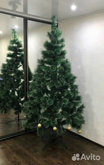 Искусственная ёлка. 240 и 220