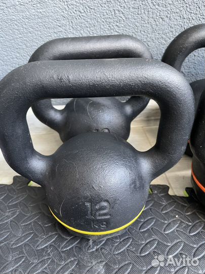 Гири черные kettlebell Domyos