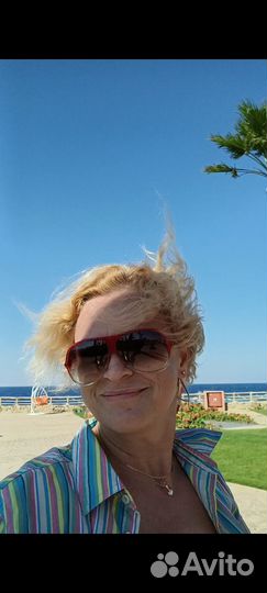 Солнцезащитные очки Linda Farrow