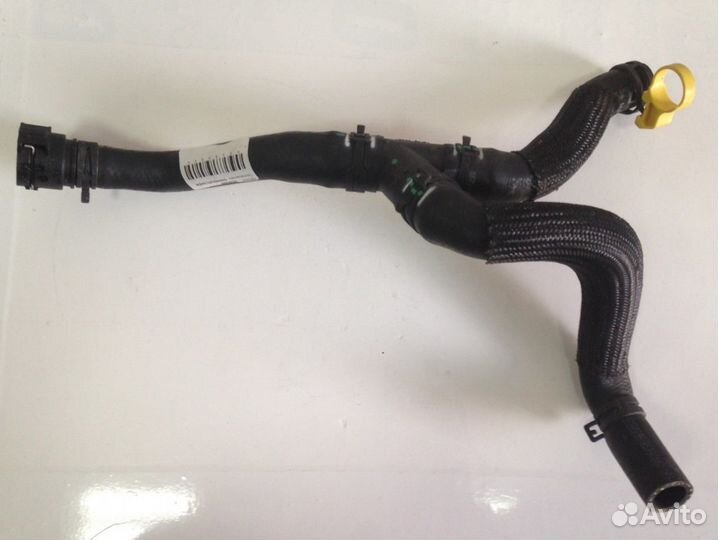 Штуцер патрубка охлаждения Chevrolet Cruze