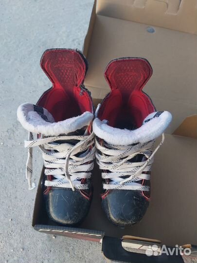 Хоккейные коньки bauer и экипировка