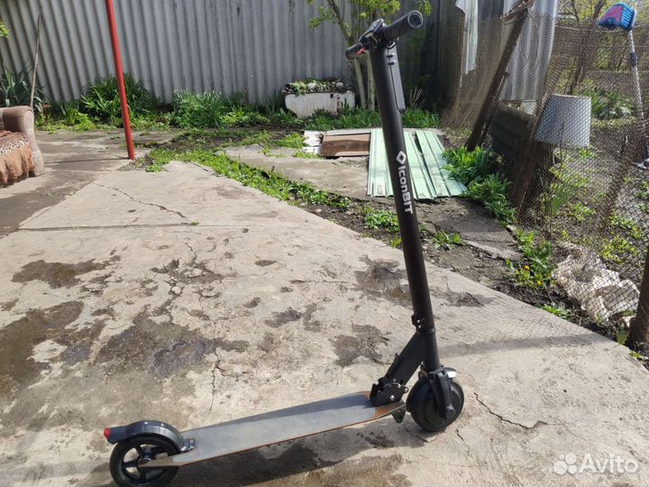 Электросамокат iconbit ik-19sk
