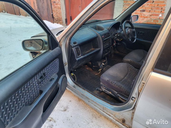 Nissan Cube z10 на запчасти