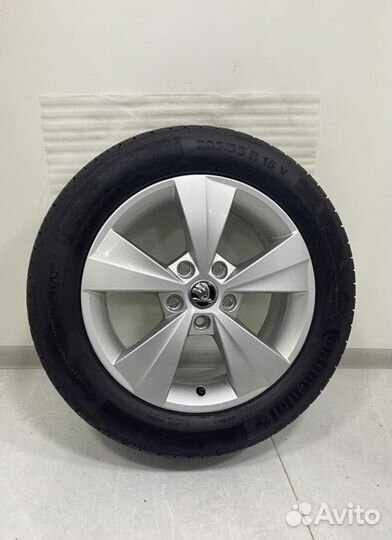 Новые Skoda Octavia A8, Michelin 205/60 R16