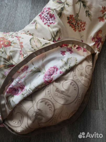Орто подушка-рогалик для кормления новая