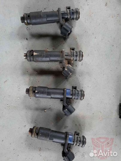 Форсунка топливная Peugeot Пежо 407 6D