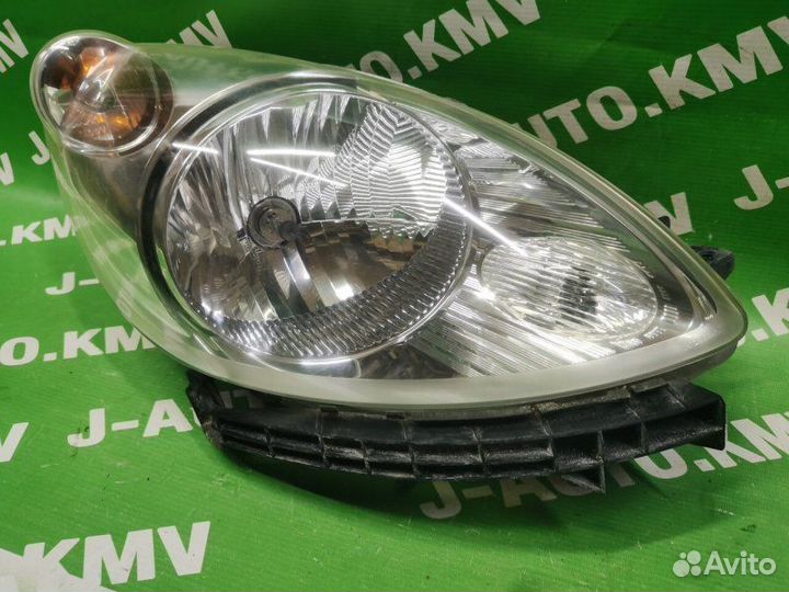 Фара передняя правая Honda Life 4