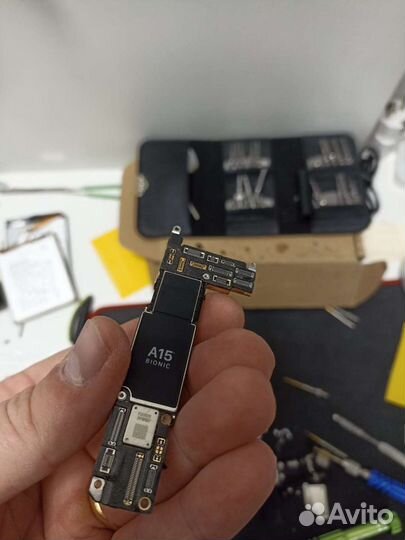 Плата на 128 iPhone 13