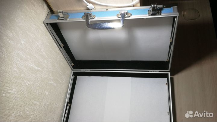 Радио детали - чемоданчик для мелочей