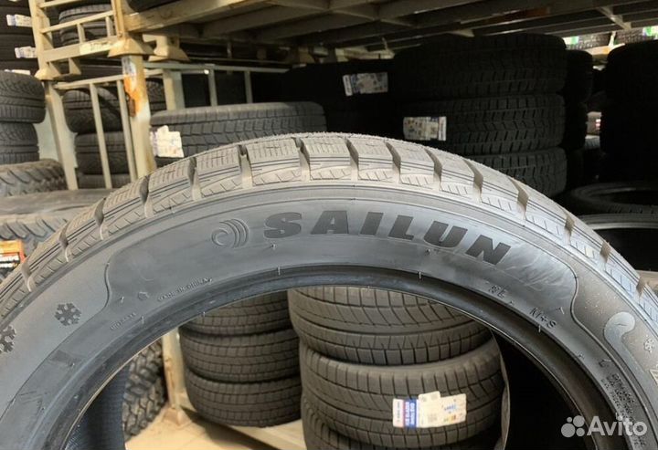 Sailun Ice Blazer Arctic EVO 245/50 R18 100