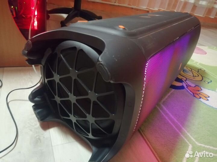 Колонка JBL partybox 1000