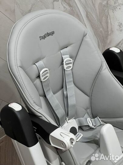 Стульчик для кормления Peg Perego Siesta follow me