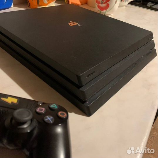 Sony PS4 pro 1tb