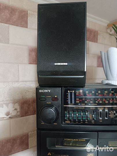 Музыкальный центр sony