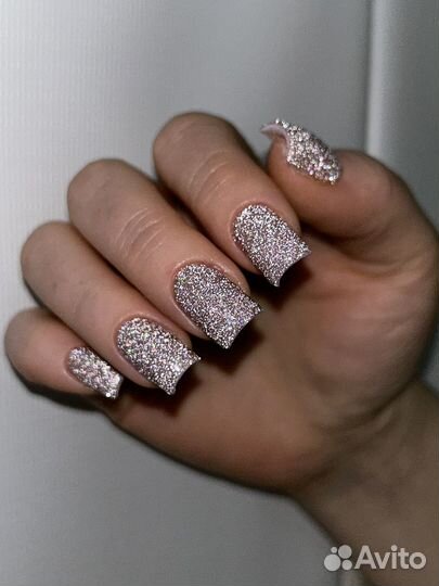 Мастер маникюра и педикюра