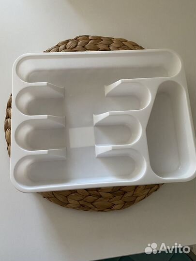 Лоток для столовых приборов