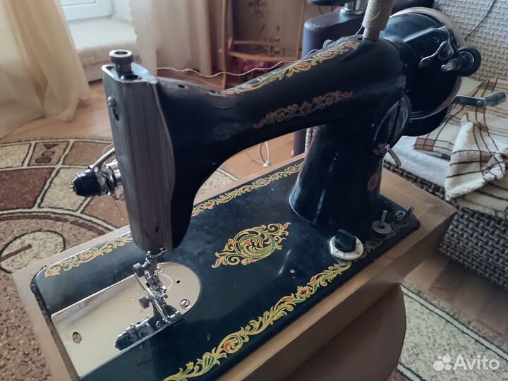 Швейная машинка