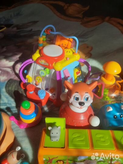 Развивающие игрушки пакетом