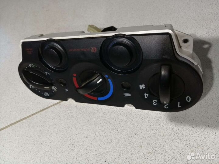 Блок управления отопителем Ford Fusion Fiesta