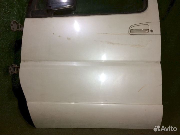 Дверь передняя левая nissan Elgrand ALE50 Перламут