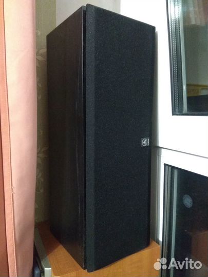 Колонка акустическая центральная Yamaha NS-C9002