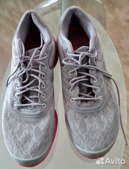 Кроссовки reebok женские