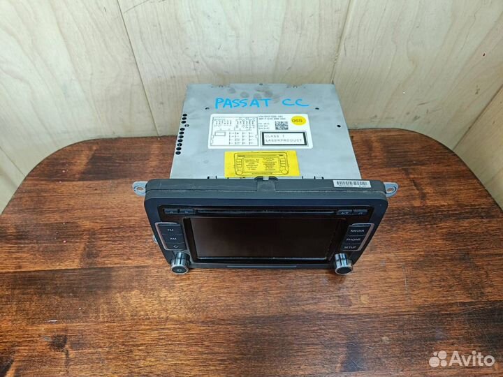 Магнитола штатная VW Passat CC