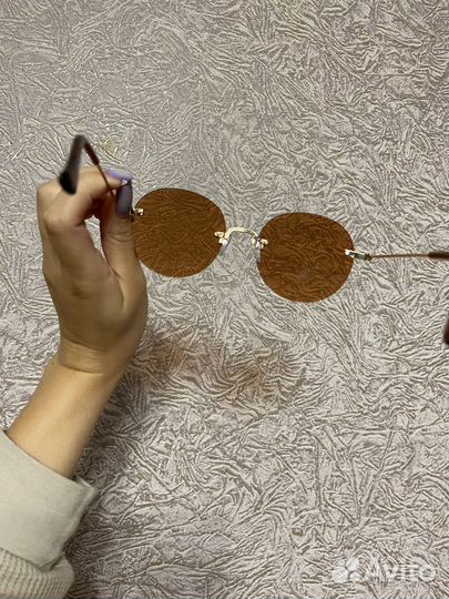 Солнцезащитные очки