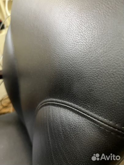 Кожаное кресло италия