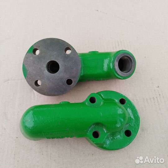 John Deere R85373 колпачок