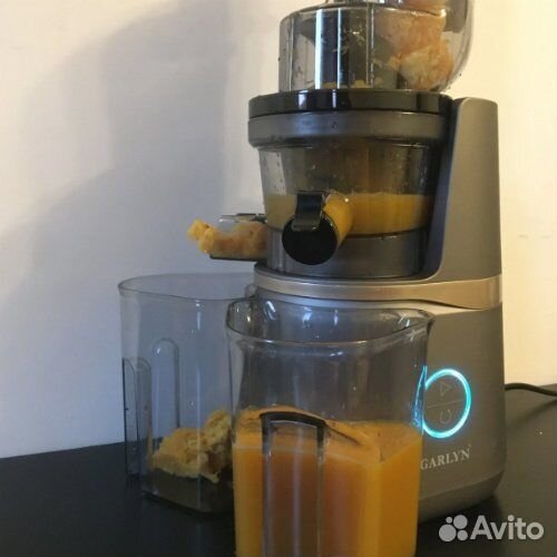 Соковыжималка шнековая garlyn J-700 pro